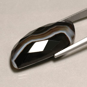 26.82캐럿 천연 멀티컬러 아게이트, 멋진 모양, 30.5×14.9 mm, 불투명체