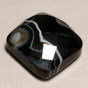 29.53캐럿 천연 멀티컬러 아게이트, 쿠션 컷, 21.3×19.6 mm, 불투명체