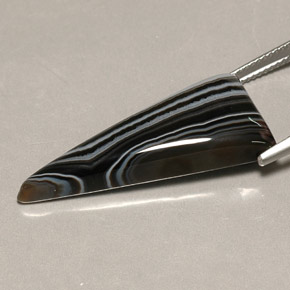 16.75캐럿 천연 멀티컬러 아게이트, 트릴리언, 32.3×14.8 mm, 불투명체