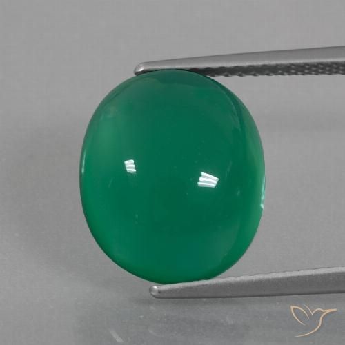 7.77ct 자연스러운 미디엄 그린 마노, 타원형, 투명한