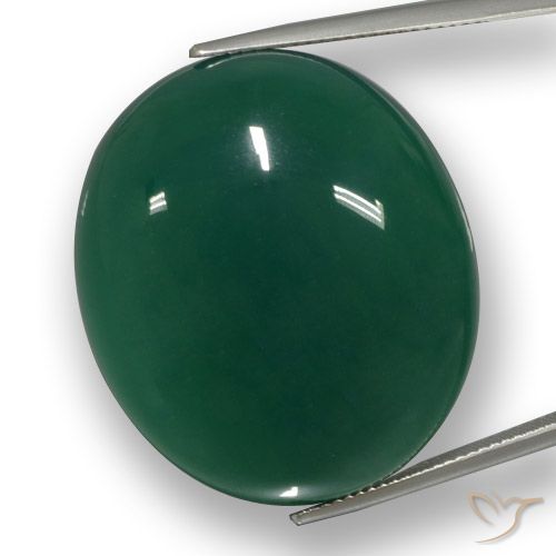 66.48ct 자연스러운 미디엄 그린 마노, 타원형, 투명한