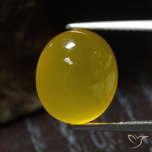 4.55ct 자연스러운 딥 옐로우 마노, 타원형, 투명한