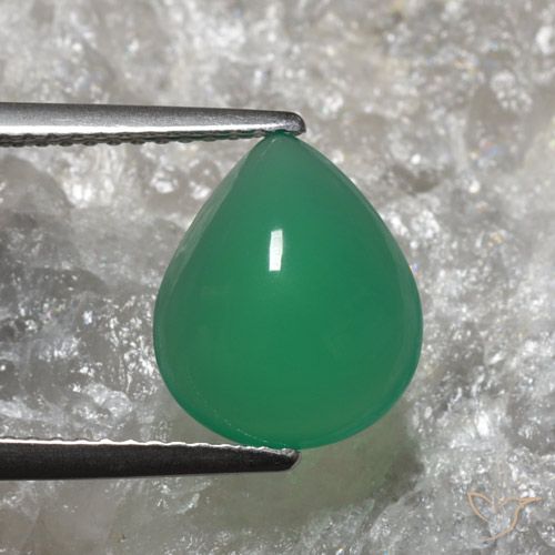 3.01ct 자연스러운 따뜻한 녹색 마노, 배 모양, 투명한