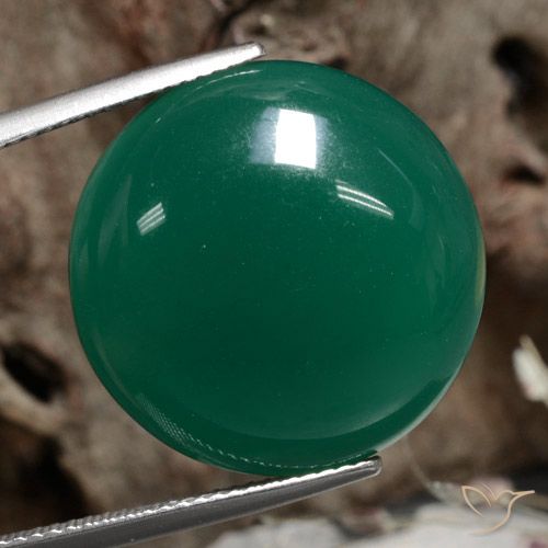 19.81ct 자연스러운 중간 짙은 녹색 마노, 둥근, 투명한