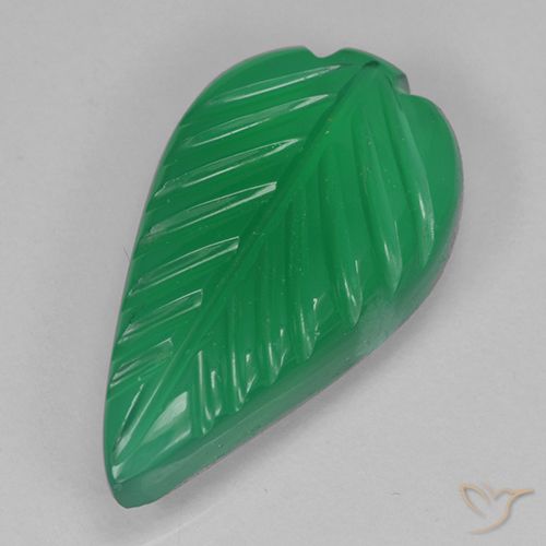 3.87ct 자연스러운 미디엄 그린 마노, 플라워 컷, 투명한
