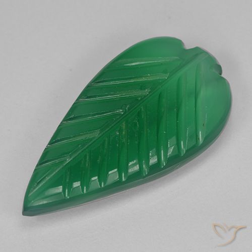 3.69ct 자연스러운 포레스트 그린 마노, 플라워 컷, 투명한