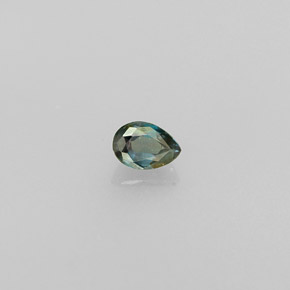 0.13캐럿 천연 그린/레드 알렉산드라이트, 배 모양, 3.4×2.4 mm, VS