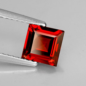 1.10캐럿 천연 딥 레드 알만딘 가넷, 스퀘어, 6×5.9 mm, VS-SI