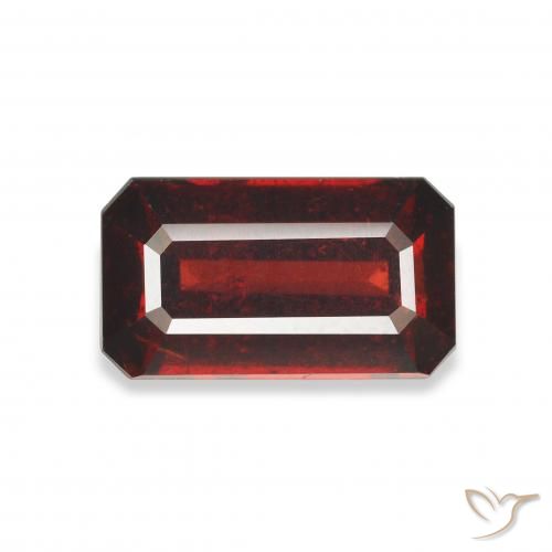 4.20ct 자연스러운 딥 블러드 레드 알만딘 석류석, 에메랄드 컷, VS