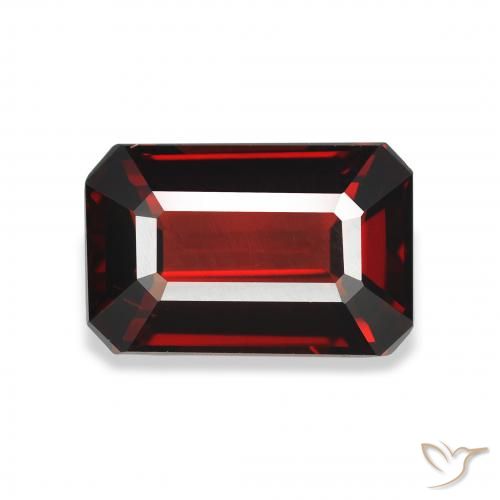 3.71ct 자연스러운 다크 레드 알만딘 석류석, 에메랄드 컷, VS
