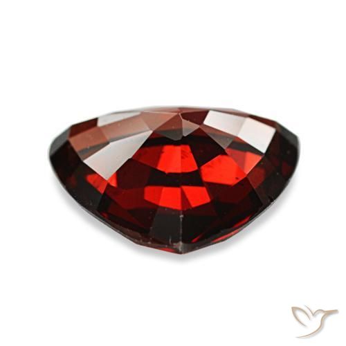 3.27캐럿 천연 딥 레드 알만딘 가넷, 트릴리언, 10.1×10 mm, VS