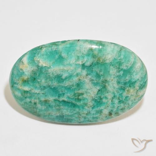 61.95ct 자연스러운 여러 가지 빛깔의 녹색 아마조나이트, 타원형, 불투명체