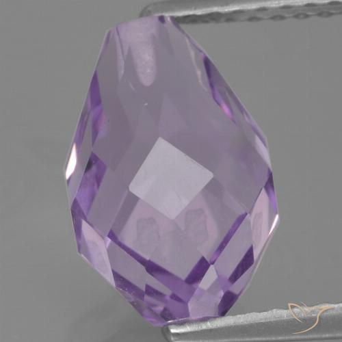 3.55ct 자연스러운 미디엄 바이올렛 자수정, 브리올레트, VS