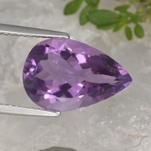 4.56ct 자연스러운 미디엄 바이올렛 자수정, 배 모양, VVS