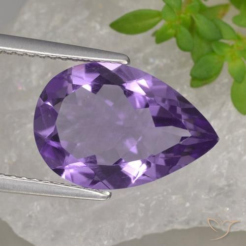 4.27ct 자연스러운 미디엄 바이올렛 자수정, 배 모양, VVS-VS