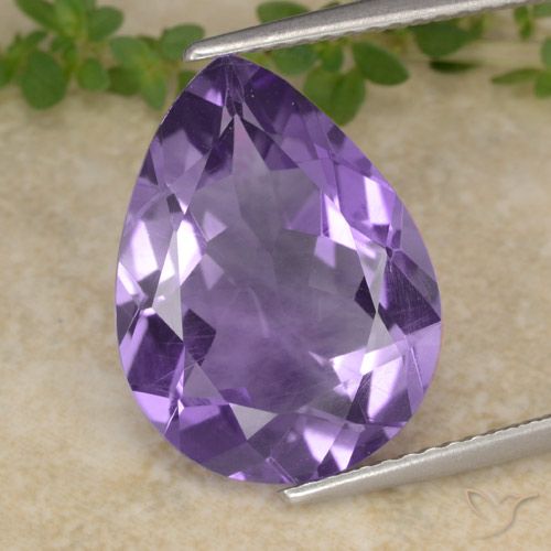 6.19ct 자연스러운 미디엄 바이올렛 자수정, 배 모양, VS