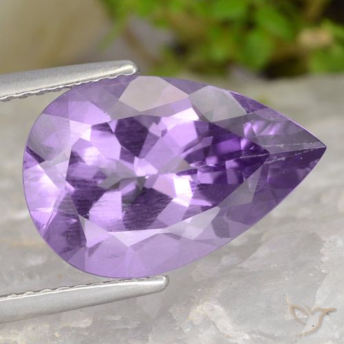 4.57ct 자연스러운 분홍빛이 도는 보라색 자수정, 배 모양, VS