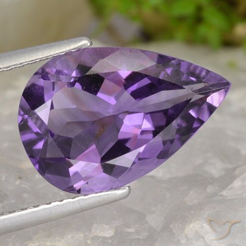 4.52ct 자연스러운 미디엄 바이올렛 자수정, 배 모양, VVS-VS