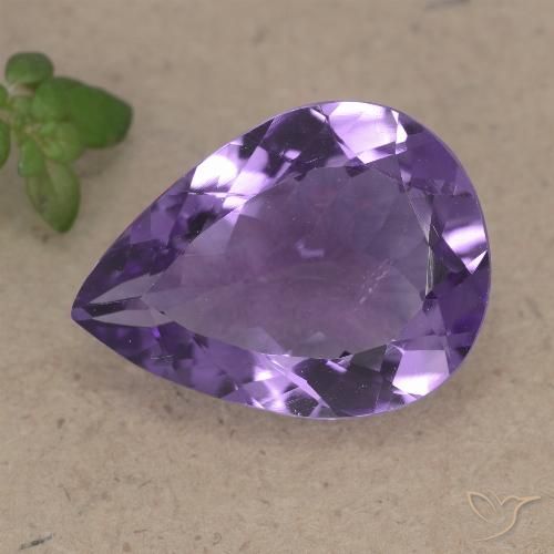 5.94ct 자연스러운 미디엄 바이올렛 자수정, 배 모양, VS