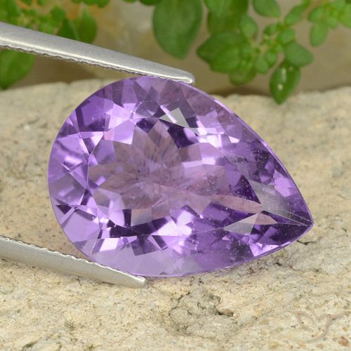 8.80ct 자연스러운 미디엄 바이올렛 자수정, 배 모양, VS