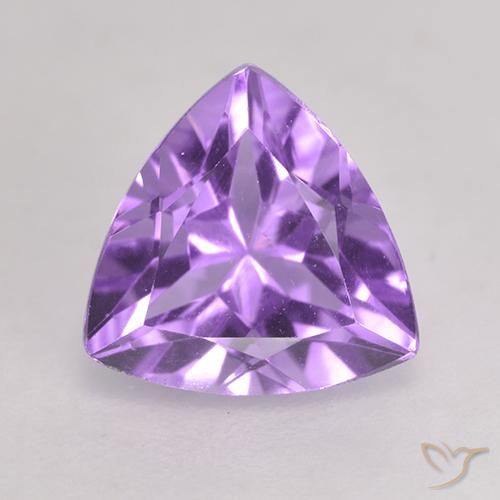 1.66ct 자연스러운 분홍빛이 도는 보라색 자수정, 일조, VS