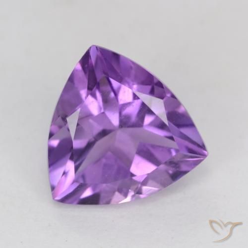 2.25ct 자연스러운 비비드 바이올렛 자수정, 일조, VS