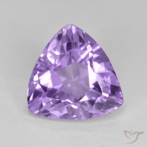 2.69ct 자연스러운 미디엄 바이올렛 자수정, 일조, VS
