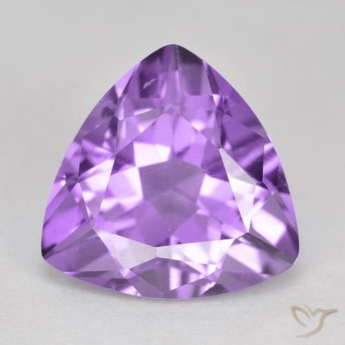 2.81ct 자연스러운 미디엄 바이올렛 자수정, 일조, VS