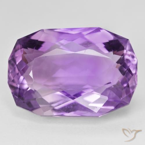 28.85ct 자연스러운 미디엄 퍼플리쉬 바이올렛 자수정, 방석, VVS-VS