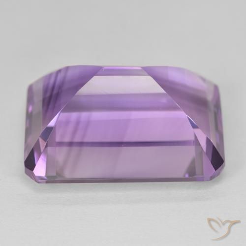 20.89캐럿 천연 Medium Light Purplish-Violet 자수정, 옥타곤 / 에메랄드 컷, VVS