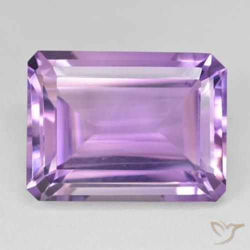 22.72ct 자연스러운 미디엄 핑크빛이 도는 바이올렛 자수정, 에메랄드 컷, VVS