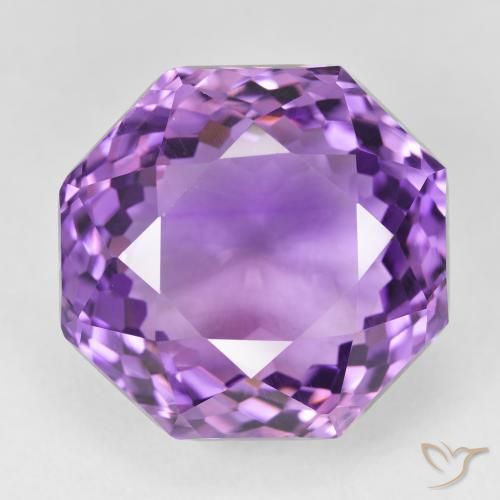 27.65ct 자연스러운 분홍빛이 도는 보라색 자수정, 에메랄드 컷, VVS-VS