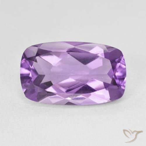 5.66ct 자연스러운 라이트 미디엄 바이올렛 자수정, 방석, VVS