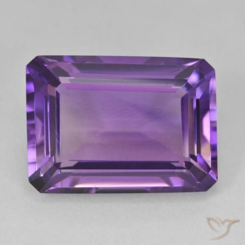 15.67ct 자연스러운 미디엄 바이올렛 자수정, 에메랄드 컷, VVS