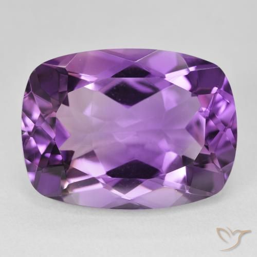 18.71ct 자연스러운 미디엄 바이올렛 자수정, 방석, VVS