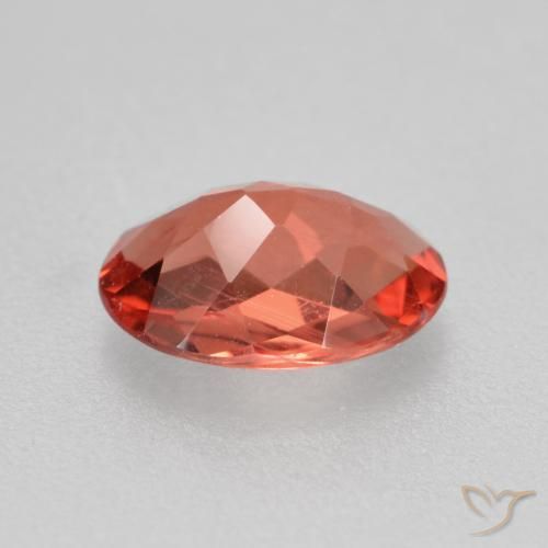 0.66캐럿 천연 미디엄 레드 안데신 라브라도라이트, 타원형 컷, 7.1×5.2 mm, VVS-VS