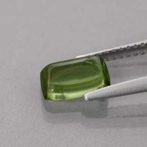 1.21캐럿 천연 그린 아파타이트, 쿠션 컷, 7.9×5.8 mm, 투명한