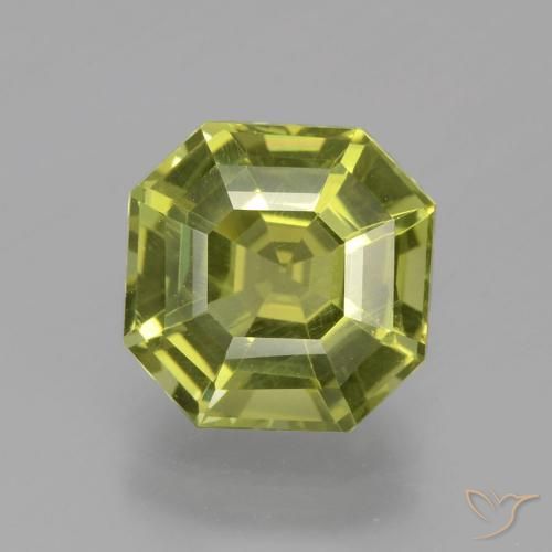 3.41ct 자연스러운 황록색 인회석, 에메랄드 컷, VS