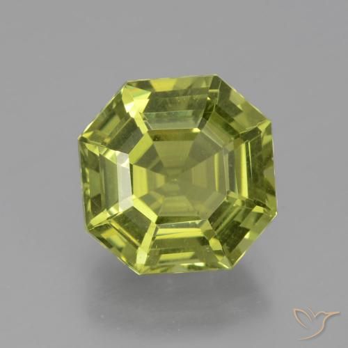 5.01ct 자연스러운 Medium Light Green 인회석, 에메랄드 컷, VS