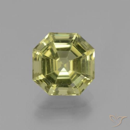 2.73ct 자연스러운 미디엄 옐로우 인회석, 에메랄드 컷, VS
