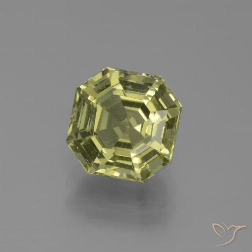2.47ct 자연스러운 녹황색 인회석, 에메랄드 컷, VS