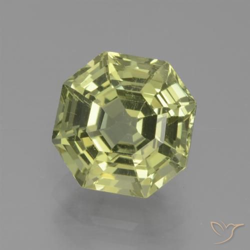 2.66ct 자연스러운 연두색 인회석, 에메랄드 컷, VS