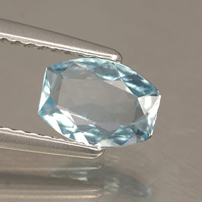 0.62캐럿 천연 라이트 블루 아쿠아마린, 멋진 모양, 7.5×5.4 mm, VVS-VS
