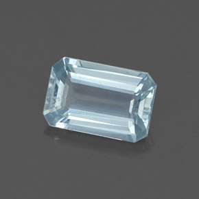 0.84캐럿 천연 라이트 블루 아쿠아마린, 에메랄드 컷, 7.4×4.9 mm, VVS