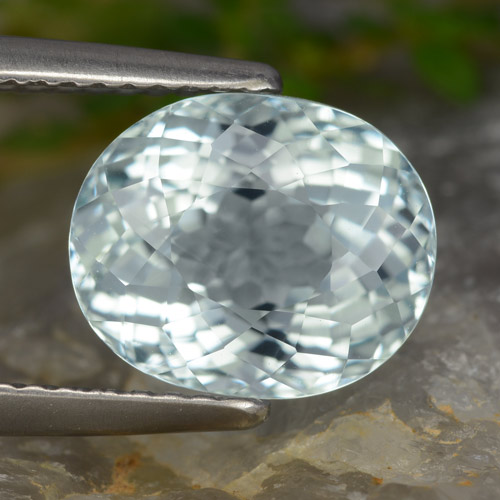 4.23캐럿 천연 라이트 아쿠아 블루 아쿠아마린, 타원형 컷, 10.3×8.6 mm, VVS