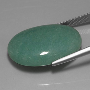 37.75캐럿 천연 그린 아벤츄린, 타원형 컷, 28.9×21.3 mm, 불투명체