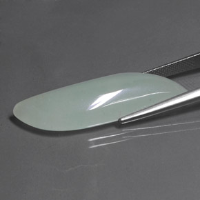 18.27캐럿 천연 밝은 녹색 어벤츄린, 멋진 모양, 투명한