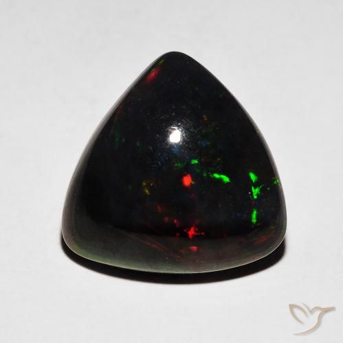 4.06ct 자연스러운 다색 블랙 오팔, 일조, 불투명체
