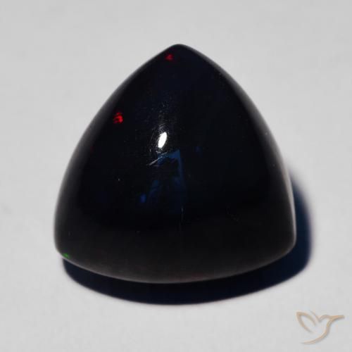 4.85ct 자연스러운 다색 블랙 오팔, 일조, 불투명체