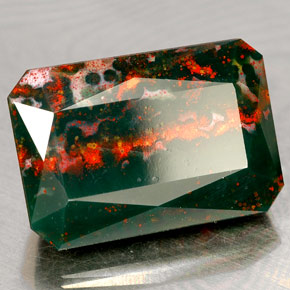 12.46캐럿 천연 점박이 그린 블러드스톤, 에메랄드 컷, 17.4×11.8 mm, 불투명체